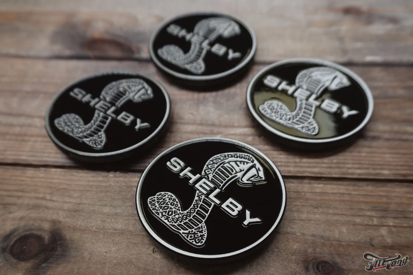 Центральные колпачки для дисков Cobra Shelby